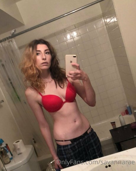 Theesavannawhitee
