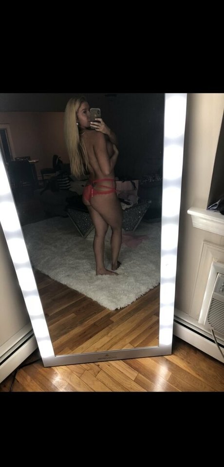 Freestellaandrewsss