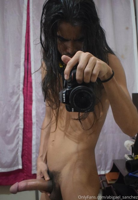 Naken läckt OnlyFans-bild av Abigaelsanchez