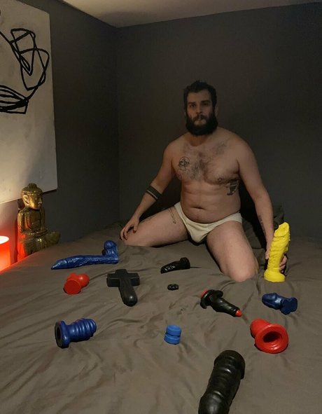 Abeardedboy