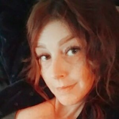 Foto di nudo di fuga di OnlyFans di Flowersandscars