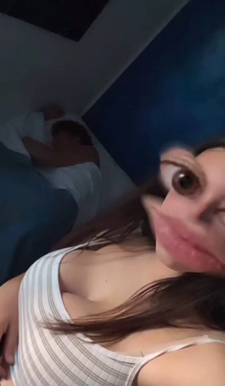 Naakte gelekte OnlyFans-foto van Vittoria Rubeo
