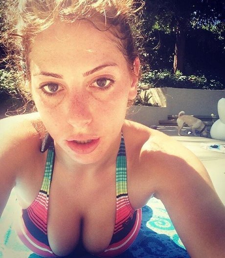 Nahá fotka uniklých OnlyFans od Erica Steiner