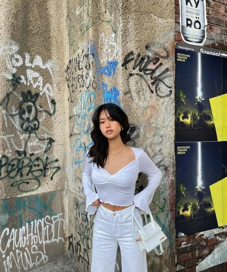Nahá fotka uniklých OnlyFans od Jihoonkm