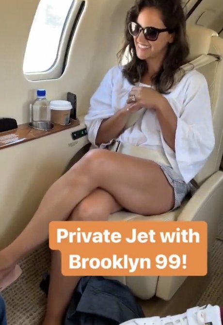 Naken läckt OnlyFans-bild av Melissa Fumero