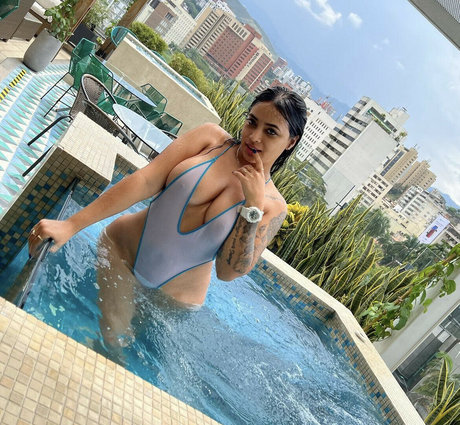 Обнаженная фотография утечки OnlyFans от Salommecruz