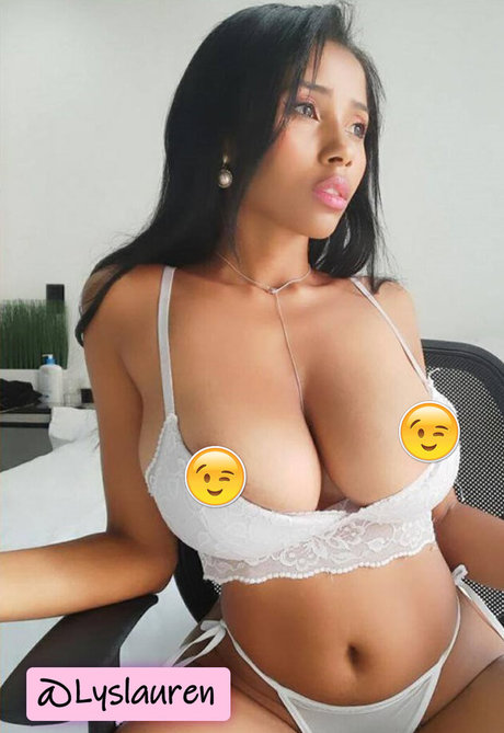 Обнаженная фотография утечки OnlyFans от Lys