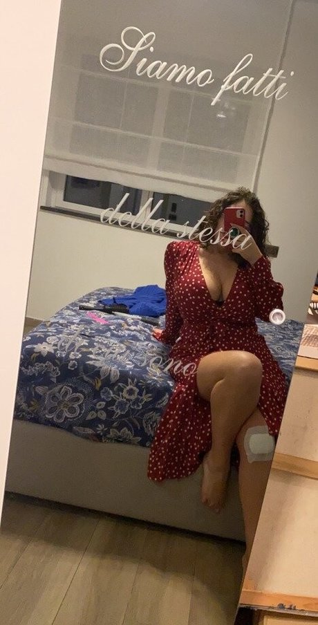 Nahá fotka uniklých OnlyFans od Fromrometonaples