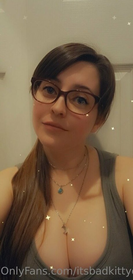 Itsbadkittyof OnlyFans 유출 누드 사진