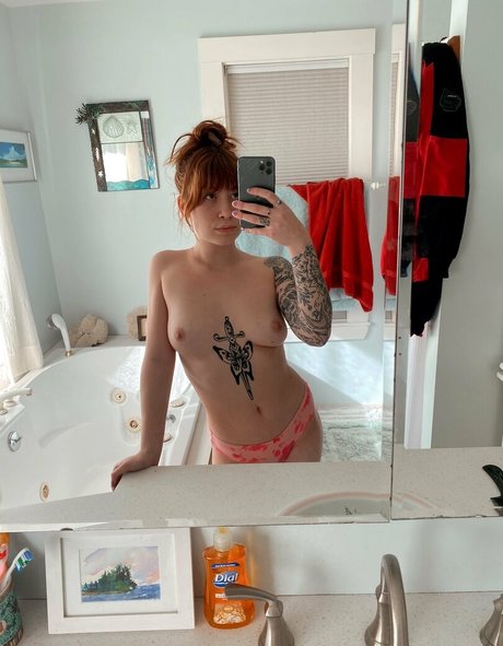 Littlebootyjudy69