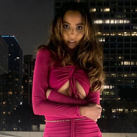 Naken läckt OnlyFans-bild av Brianna Batiste