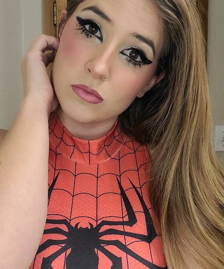 Nahá fotka uniklých OnlyFans od Lizzie All Day