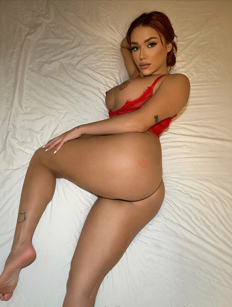 Обнаженная фотография утечки OnlyFans от Mbenzyyy