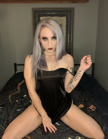 Nahá fotka uniklých OnlyFans od Melyndamoon