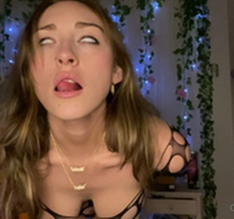 Nagie wyciekłe zdjęcie OnlyFans od Chelsiesasmr
