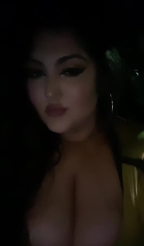 Nahá fotka uniklých OnlyFans od Sanjana