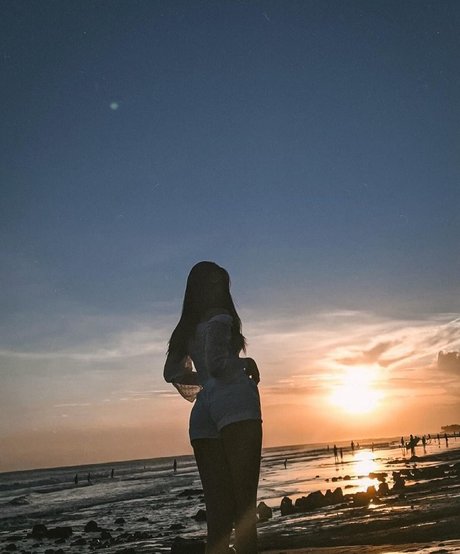 Anya Geraldine