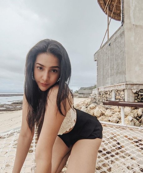 Anya Geraldine