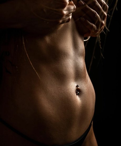 Nahá fotka uniklých OnlyFans od Gal Leo