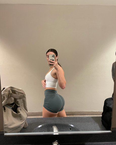 Courtney Dow