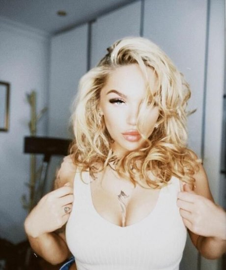 Nahá fotka uniklých OnlyFans od Deeababe