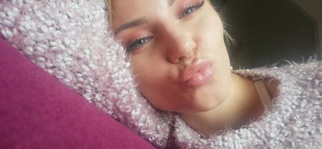 Naken lekkede OnlyFans-bilde av Sandra Gowska