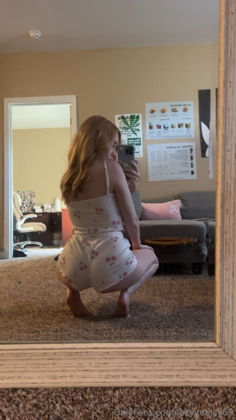 Lazyydaisy69 OnlyFans 유출 누드 사진