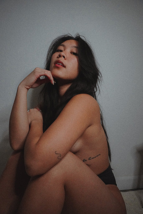 Обнаженная фотография утечки OnlyFans от Tiffany
