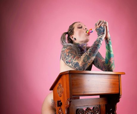 Nahá fotka uniklých OnlyFans od Lisa Rocketcock