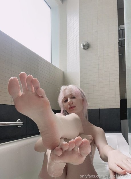 Nahá fotka uniklých OnlyFans od Tsunderebean