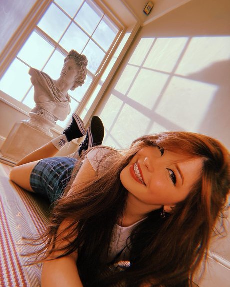 Belle Delphine