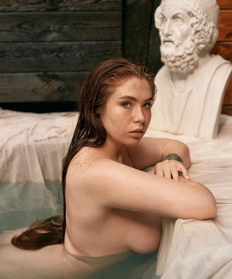 Nahá fotka uniklých OnlyFans od Dasha Rodkevych