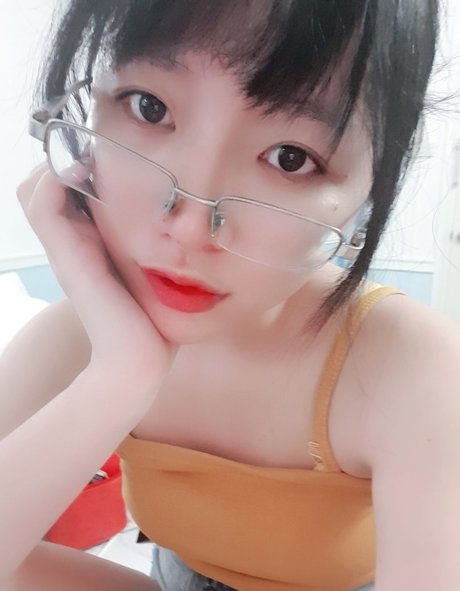 Nahá fotka uniklých OnlyFans od Chono Black