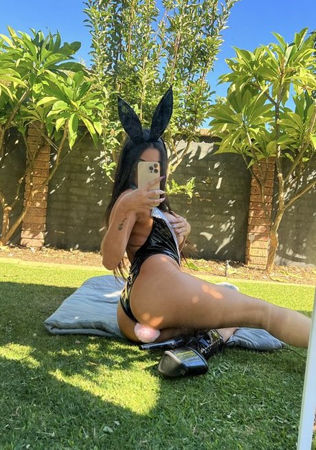 Обнаженная фотография утечки OnlyFans от Scarlett