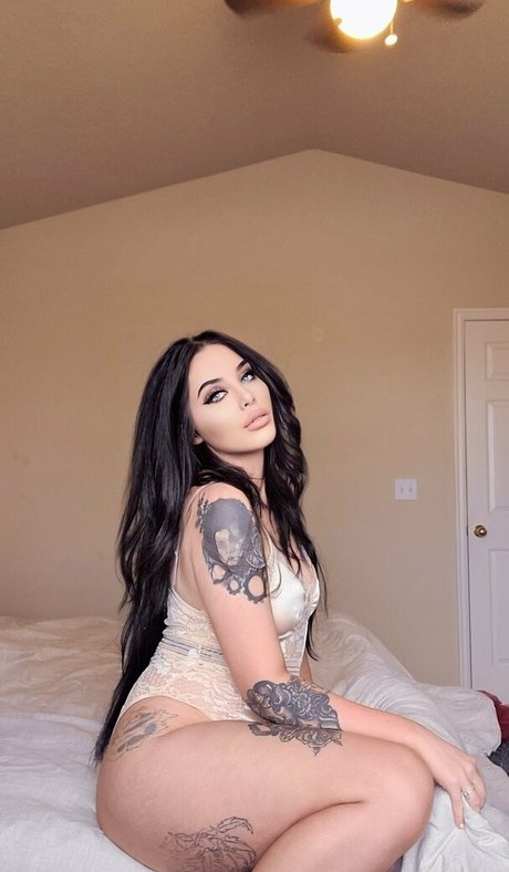 Naken lekkede OnlyFans-bilde av Deavan Clegg