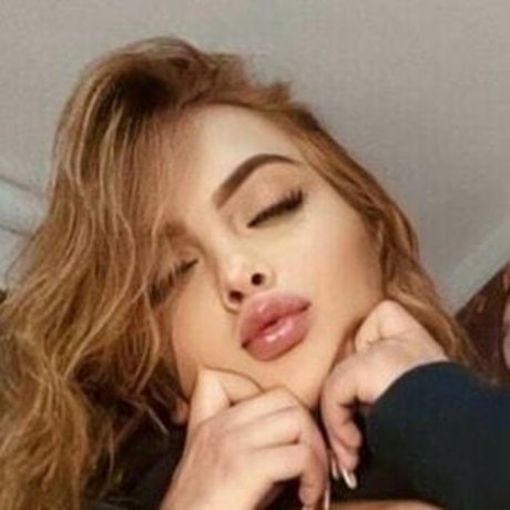 Nahá fotka uniklých OnlyFans od Juanita Gomez
