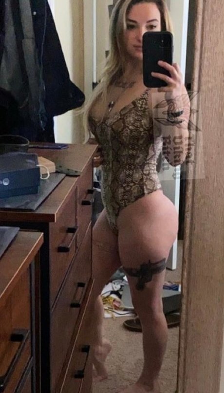 Foto nua vazada do OnlyFans de Freyja Lothbrok
