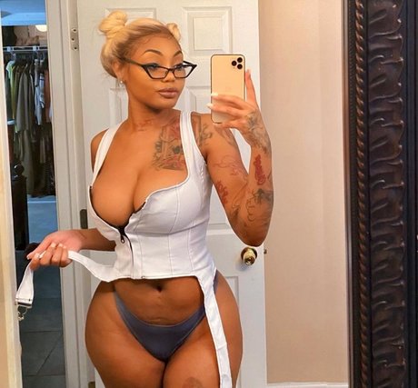 Naken lekkede OnlyFans-bilde av Brandi Sheri