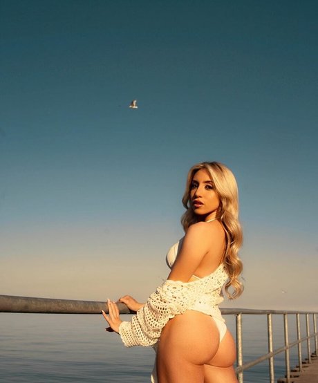 Nahá fotka uniklých OnlyFans od Eva Rende