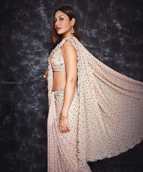Surbhi Chandna