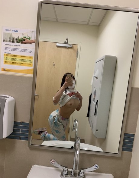Nagie wyciekłe zdjęcie OnlyFans od Itsphamtf