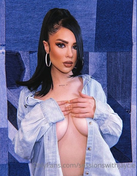 Sessionswithjaycie