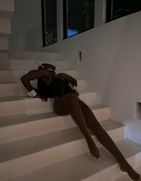 Foto nua vazada do OnlyFans de Kendall Maye