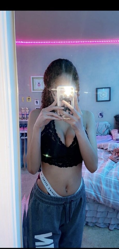 Обнаженная фотография утечки OnlyFans от Medimyclai