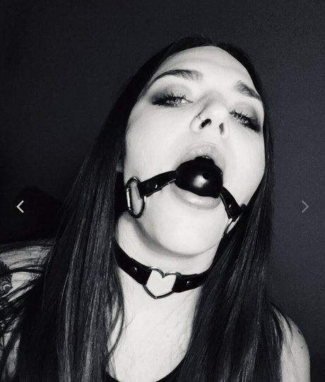Naakte gelekte OnlyFans-foto van Jonnij