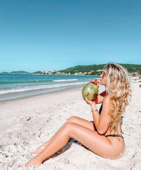Foto nua vazada do OnlyFans de Luisaodonto