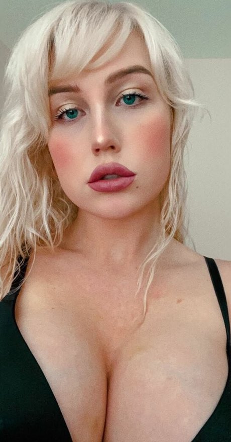 Alaston vuotanut OnlyFans-kuva Erin Anderson