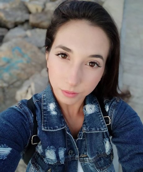 Nøgent lækket OnlyFans-billede af Athina Panteliou