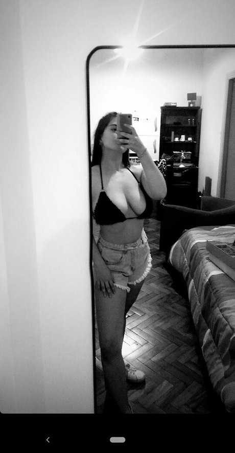 Nahá fotka uniklých OnlyFans od Ailin Marquez