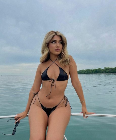 Nahá fotka uniklých OnlyFans od Romitavlz